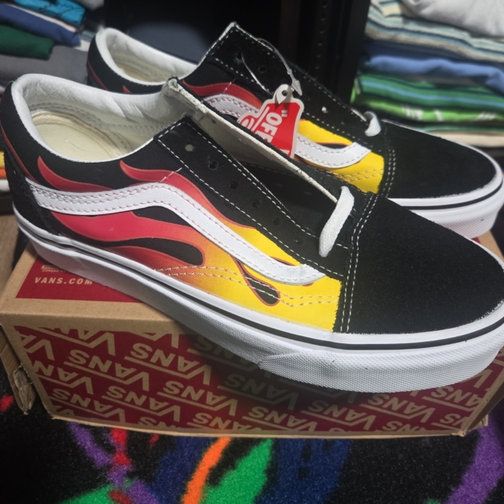 Vans Old Skool- Black, Red, Yellow Flames